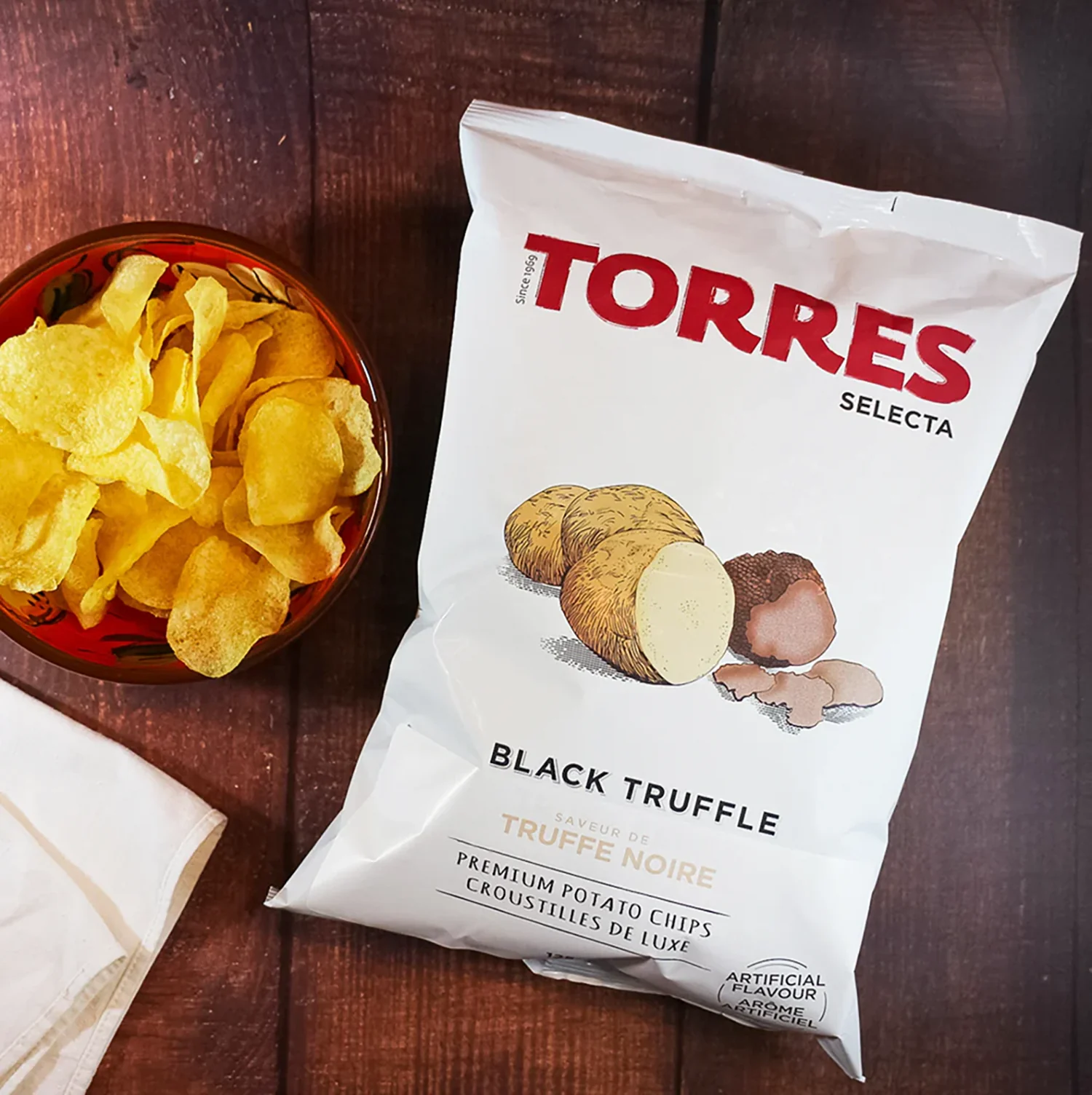 TORRES Black Truffle Potato Chips - Image 3
